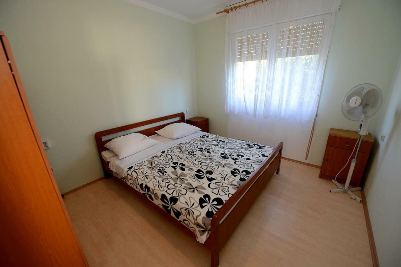 Apartment Kod Stipe Vrsi Habitación foto